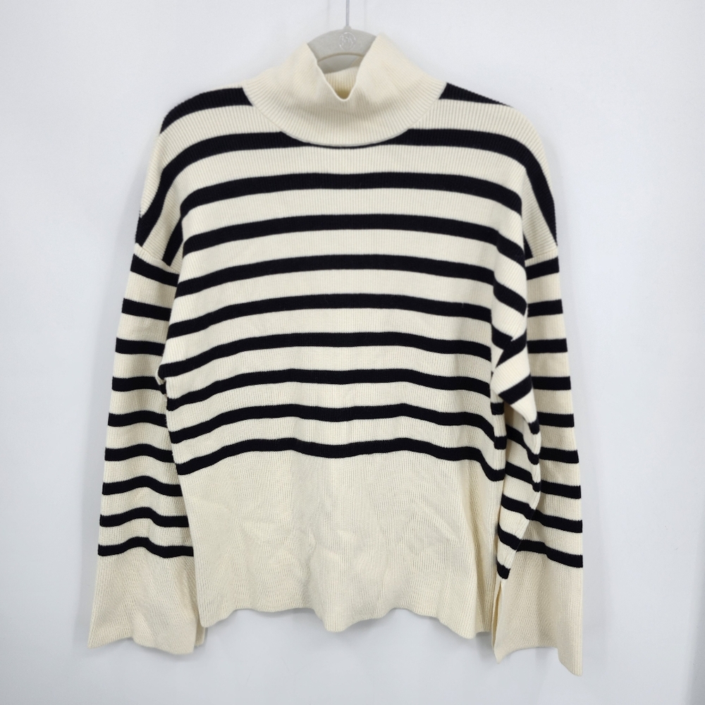 NA-KD black & Cream Striped Turtle neck  knitted Sweater  S/M